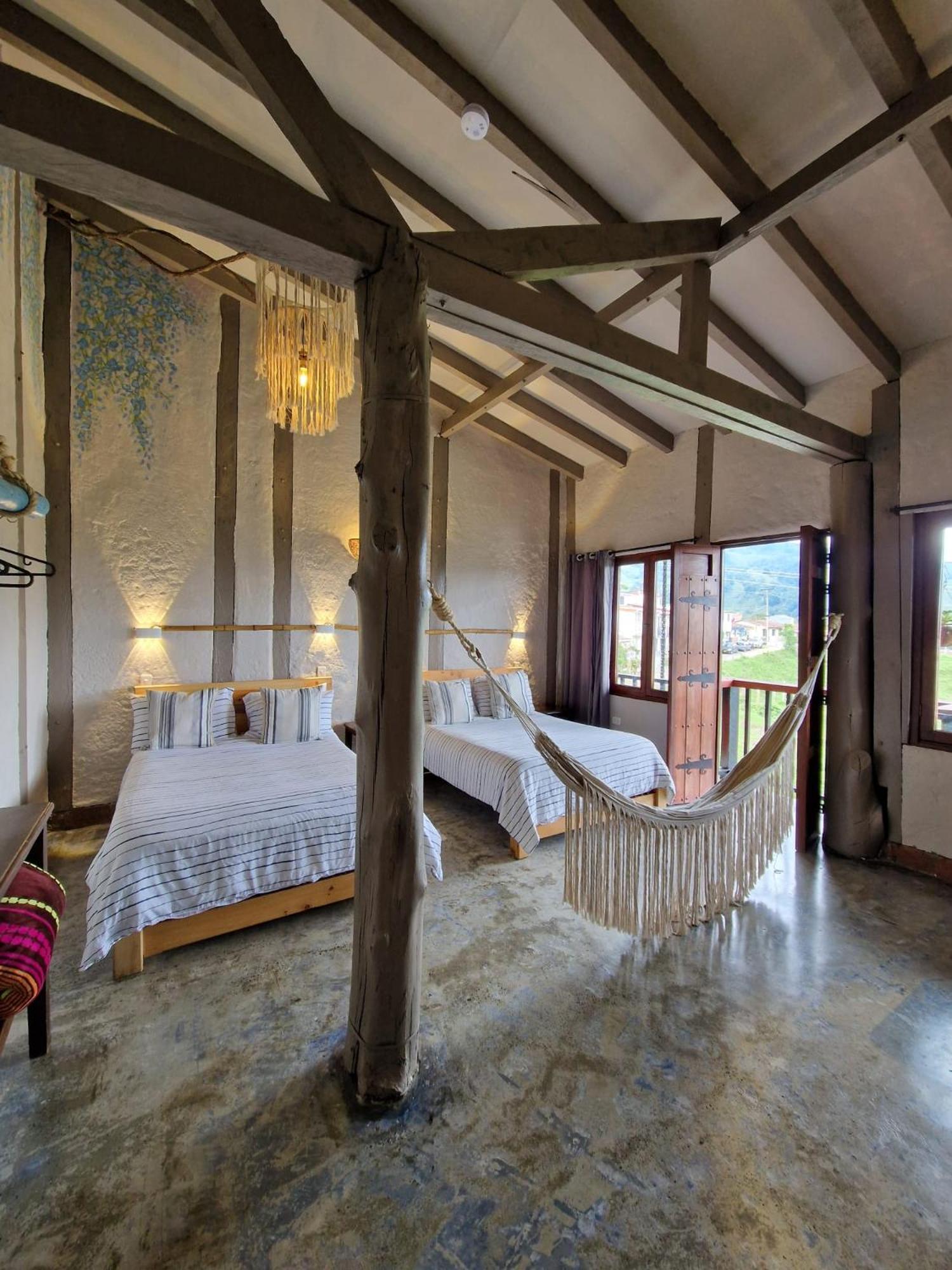 Chambre Double - Vue sur Montagne